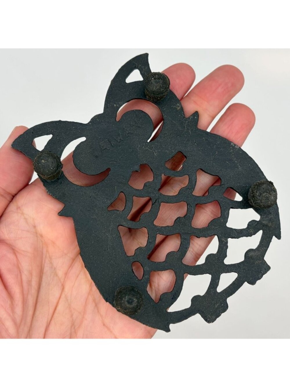 Vintage Cast Iron Owl Trivet - Picture 2 of 4
